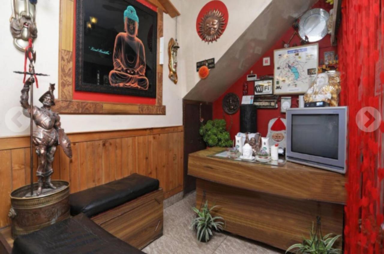 Goroomgo Ankur Lake View Mall Road Nainital - Prime Location With Luxury Room Exterior photo
